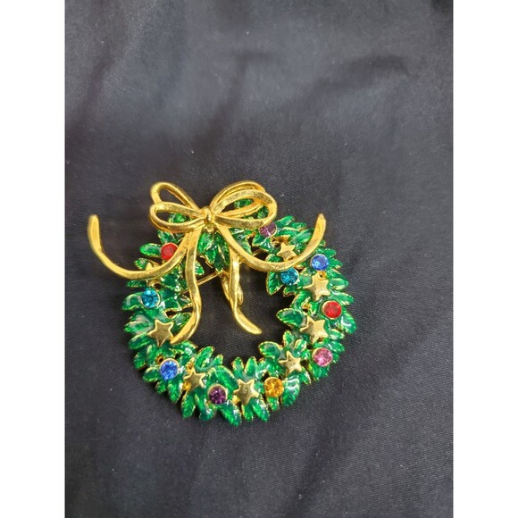Christmas Reef Brooch, Green with bow - Picture 1 of 3